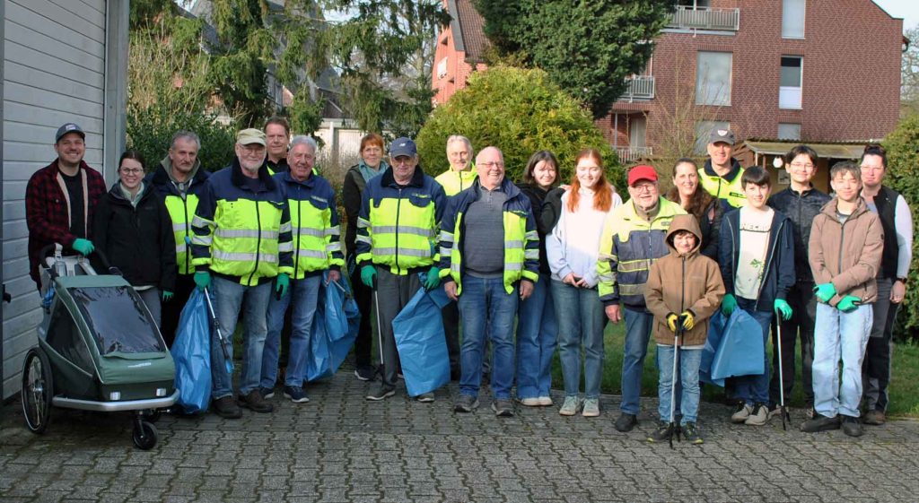 Treffen-an-der-Heimatverein-Garage