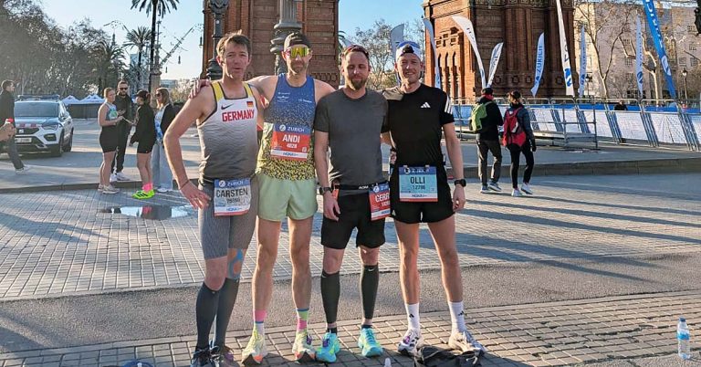 Läufer aus Schermbeck und Dorsten beim Barcelona Marathon 2026 auf der Strecke