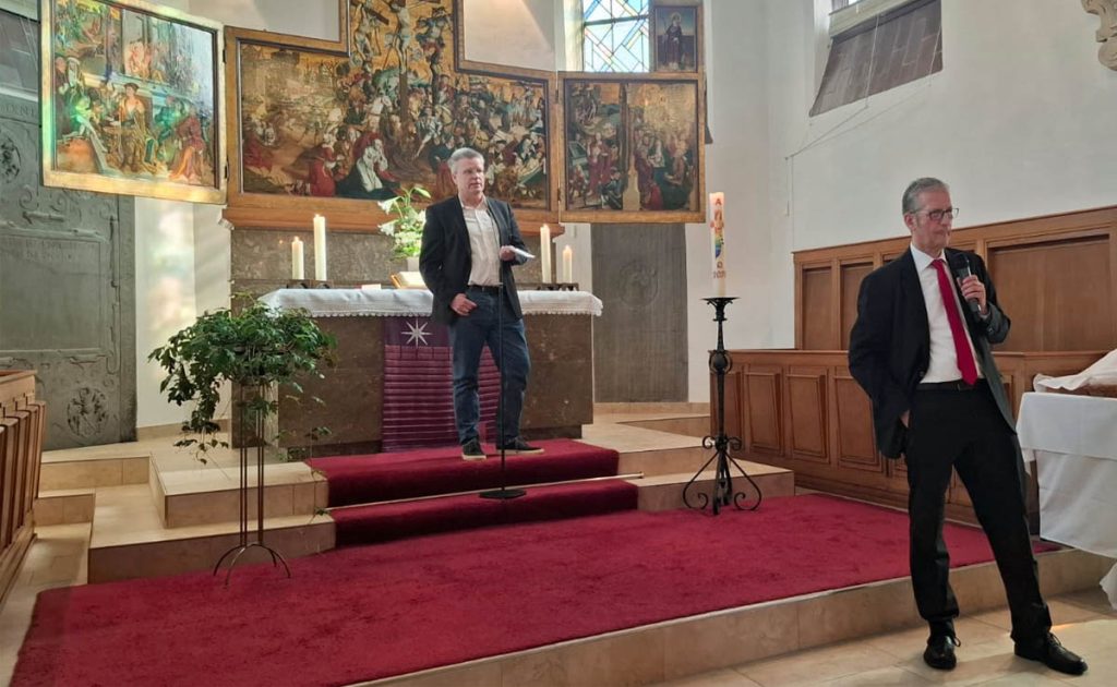 informierte Superintendent Thomas Brödenfeld vom Kirchenkreis Wesel über den aktuellen Stand der Entwicklungen und die nächsten Schritte.