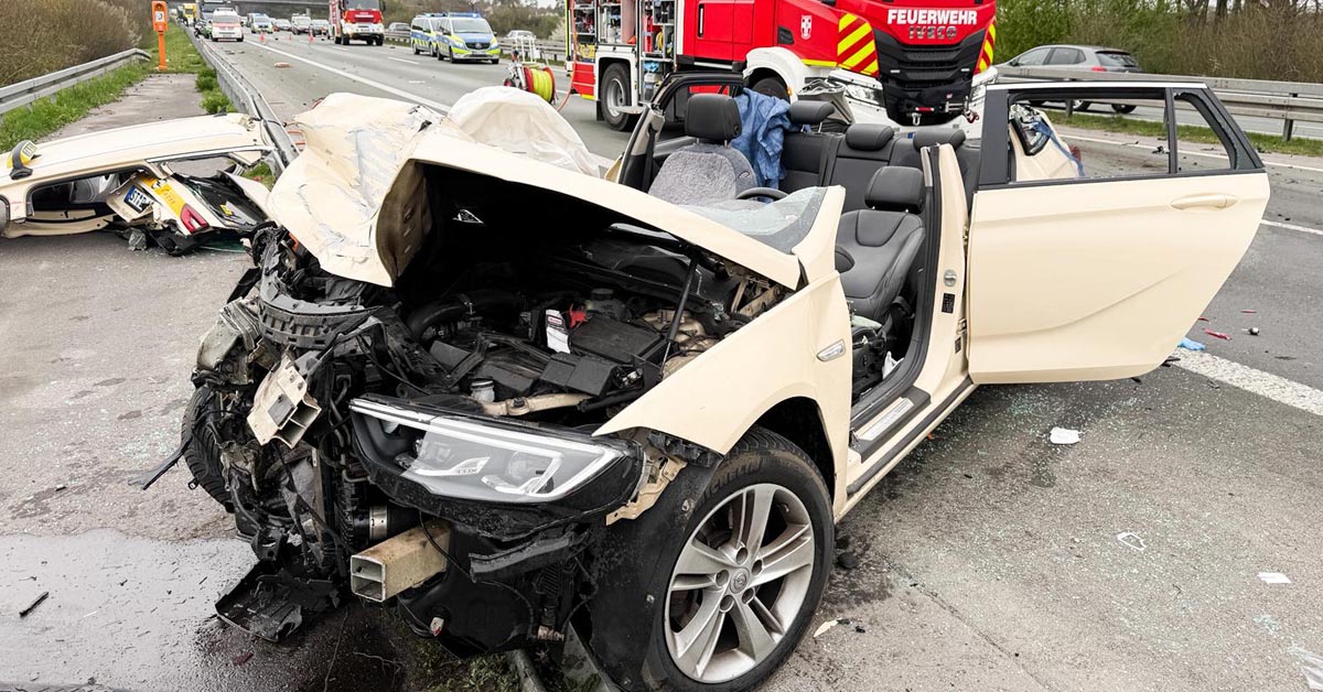Schwerer Unfall auf der A31 bei Schermbeck