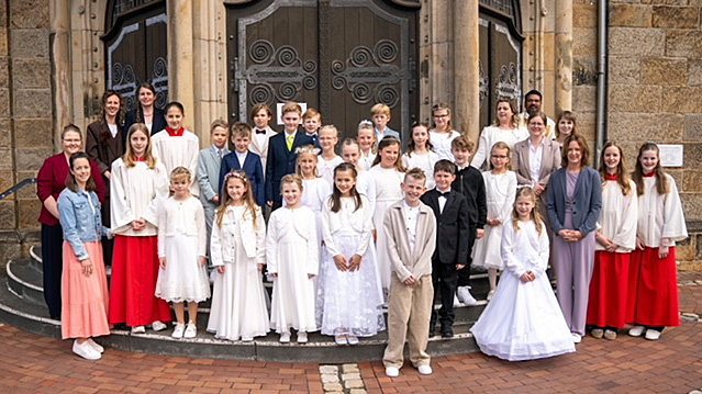 Erstkommunion in St. Ludgerus Schermbeck 2026 mit 42 Kindern im Gottesdienst