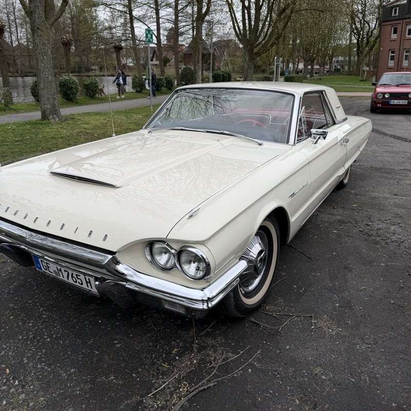 Oldtimer Treffen am Rathaus in Schermbeck