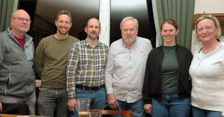 Vorstand des Turmverein Damm mit dem neuen Vorsitzenden Christian Ewald in Schermbeck
