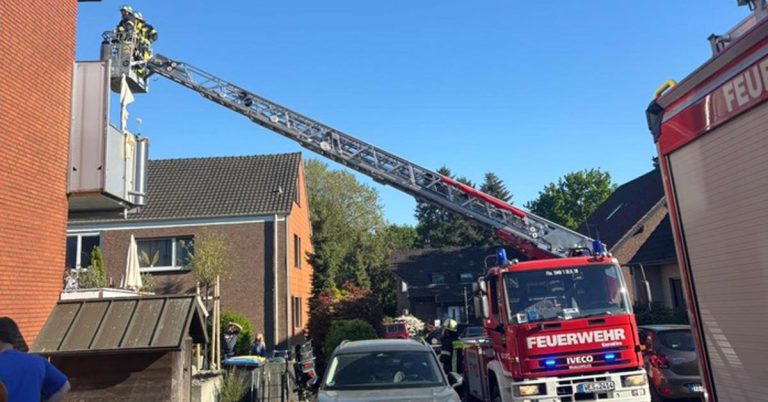 Personenrettung aus einem Wohnhaus in Schermbeck