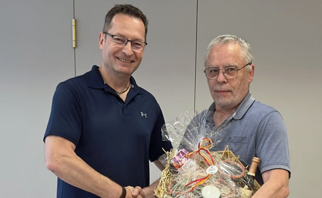 Vorstand und Mitglieder des SV Schermbeck Handball bei der Jahreshauptversammlung 2026