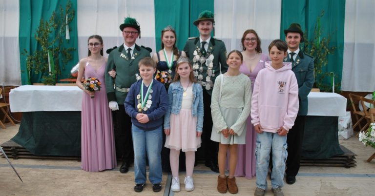 Neuer Thron und Kinderthron beim Schützenfest Bricht 2026