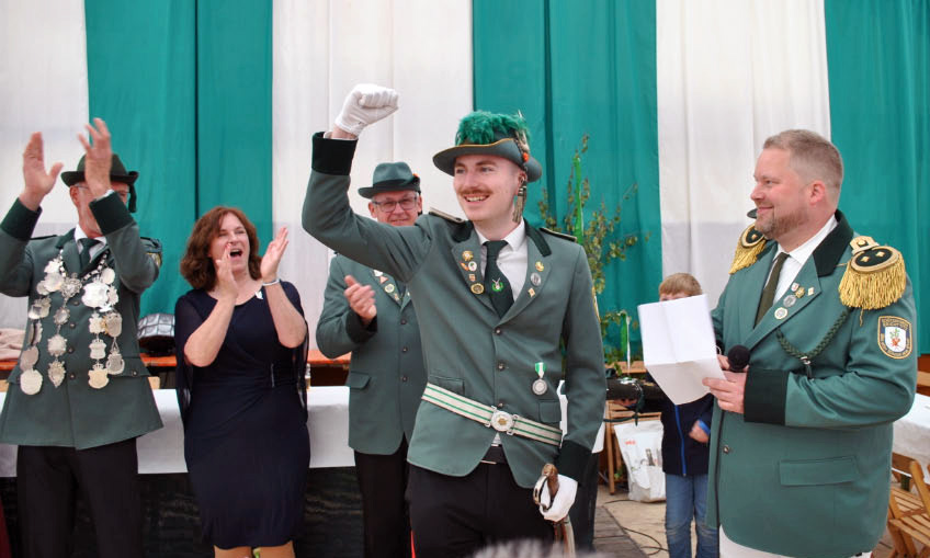 Mathis Balster und Fabia Dierks regieren jetzt in Bricht