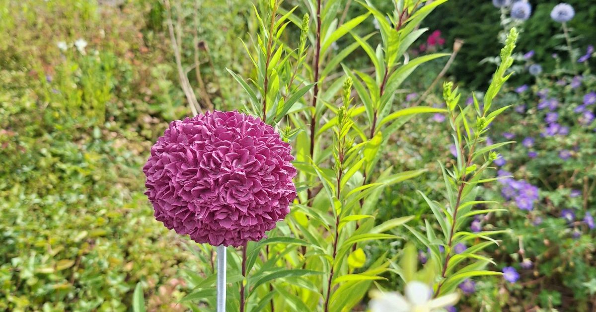 Blühender Garten als Motiv zu den Offenen Gärten in Schermbeck