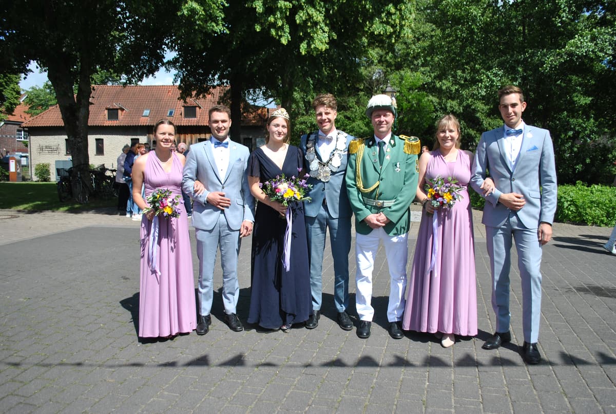 Der scheidende Thron beim Schützenfest Gahlen 2026