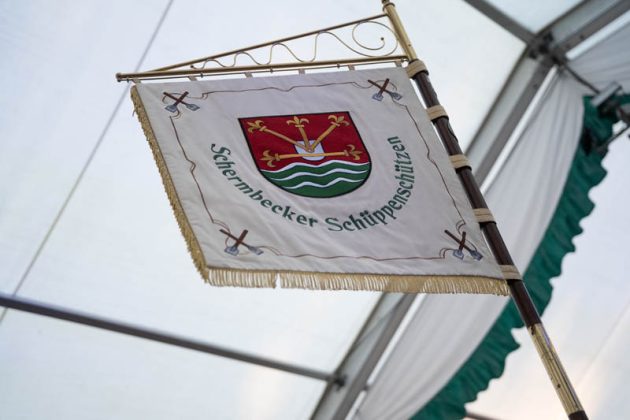 Thronball der Kilian-Sch&uuml;tzengilde Schermbeck 2026 am M&uuml;hlenteich