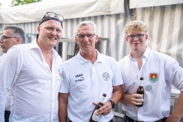 Thronball der Kilian-Sch&uuml;tzengilde Schermbeck 2026 am M&uuml;hlenteich