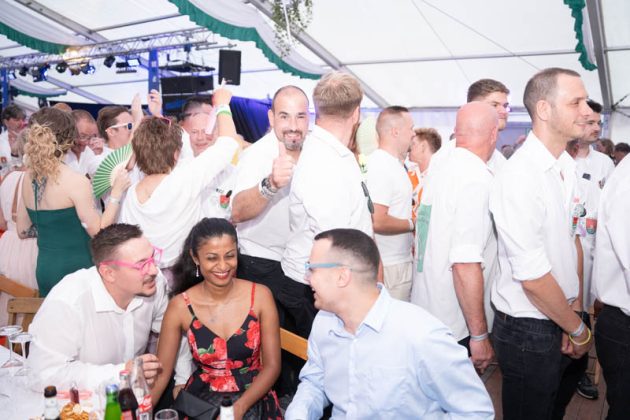 Thronball der Kilian-Sch&uuml;tzengilde Schermbeck 2026 am M&uuml;hlenteich