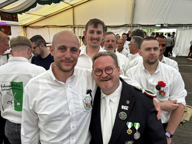 Gute Stimmung am Freitagabend Schützenfest Schermbeck Kiliangilde Schermbeck