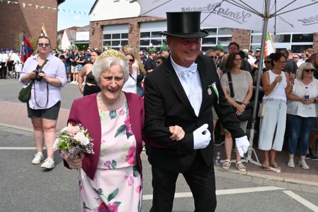 Parade der Kilian-Sch&uuml;tzengilde Altschermbeck 2026