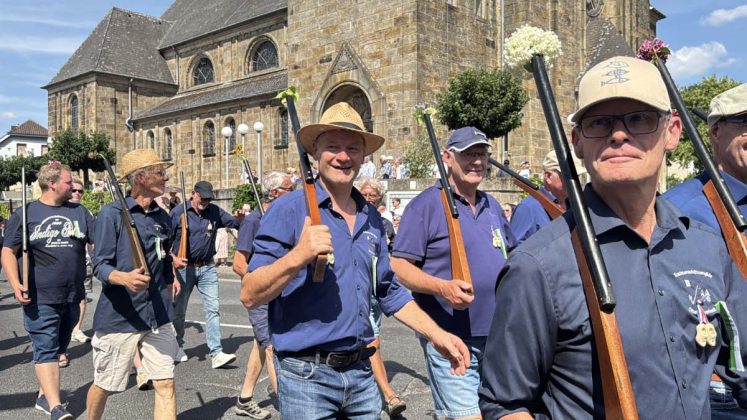 Parade der Kilian-Sch&uuml;tzengilde Altschermbeck 2026