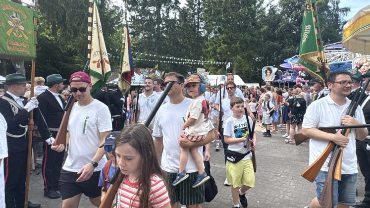 Parade der Kilian-Sch&uuml;tzengilde Altschermbeck 2026
