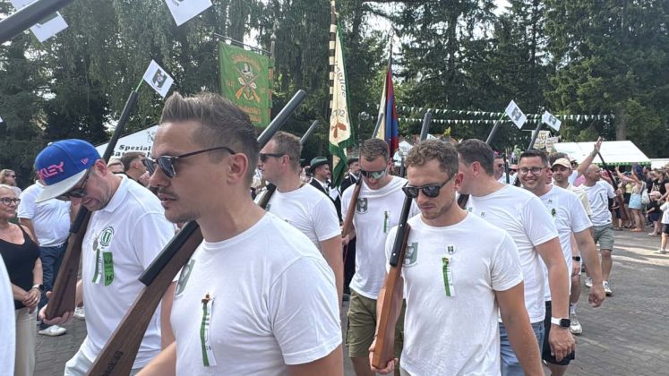 Parade der Kilian-Sch&uuml;tzengilde Altschermbeck 2026