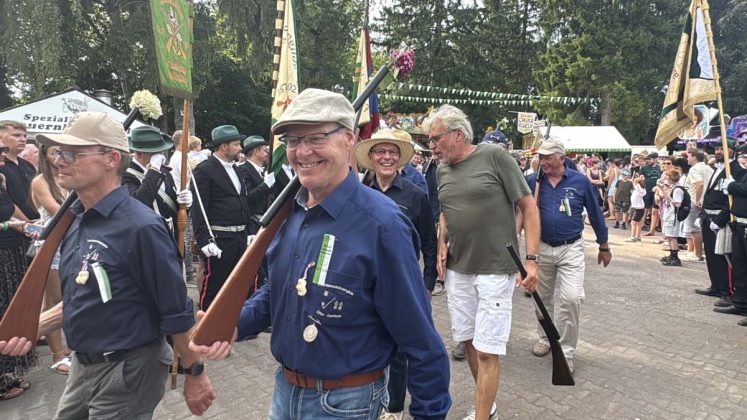 Parade der Kilian-Sch&uuml;tzengilde Altschermbeck 2026