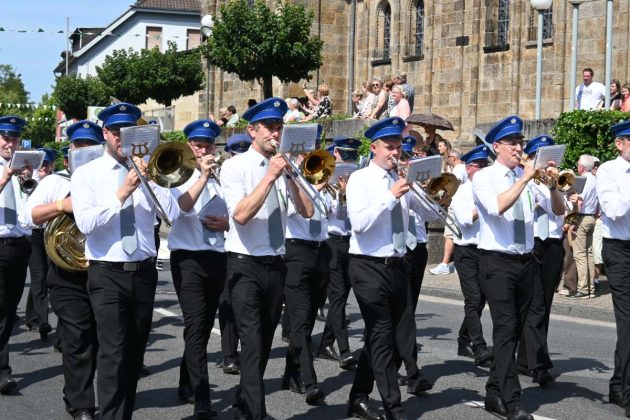 Parade der Kilian-Sch&uuml;tzengilde Altschermbeck 2026