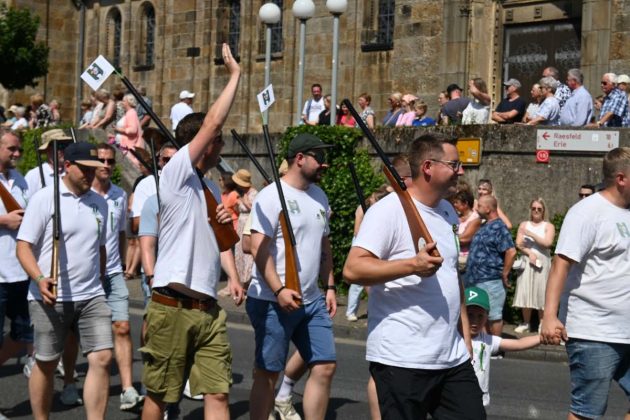 Parade der Kilian-Sch&uuml;tzengilde Altschermbeck 2026