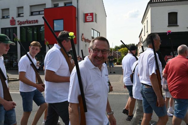 Parade der Kilian-Sch&uuml;tzengilde Altschermbeck 2026