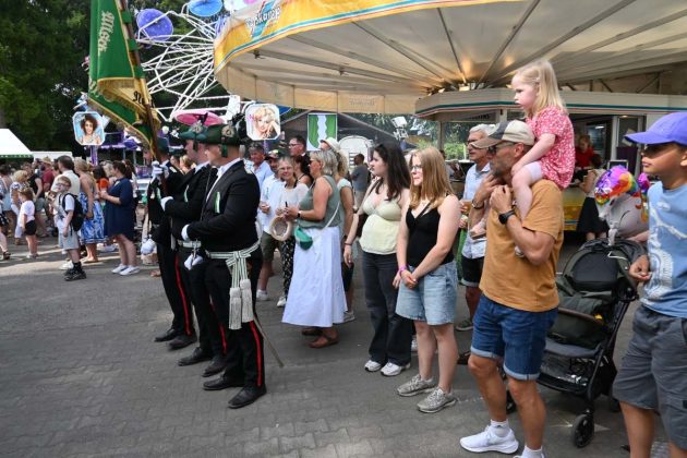 Parade der Kilian-Sch&uuml;tzengilde Altschermbeck 2026
