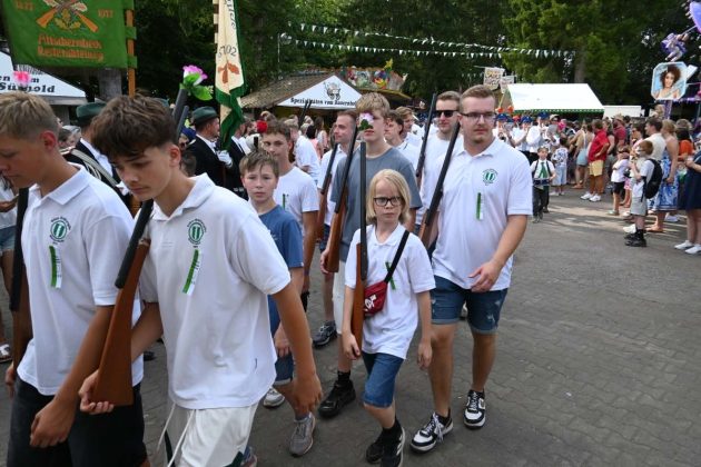 Parade der Kilian-Sch&uuml;tzengilde Altschermbeck 2026
