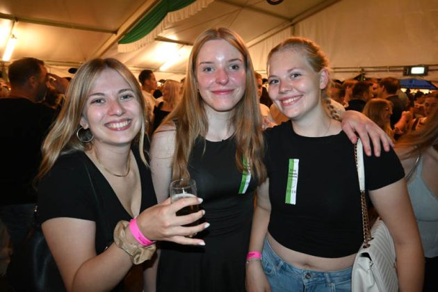 Partyabend im Festzelt der Kilian-Sch&uuml;tzengilde Altschermbeck 2026 - Bild 011