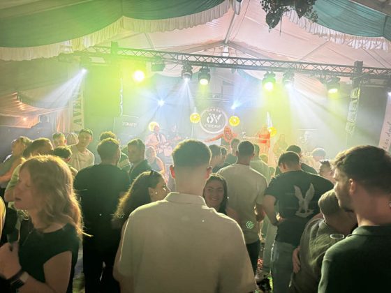 Partyabend im Festzelt der Kilian-Sch&uuml;tzengilde Altschermbeck 2026 - Bild 064