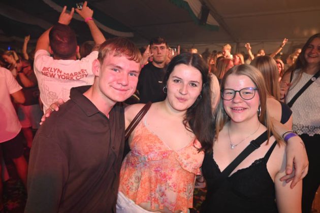 Partyabend im Festzelt der Kilian-Sch&uuml;tzengilde Altschermbeck 2026 - Bild 027