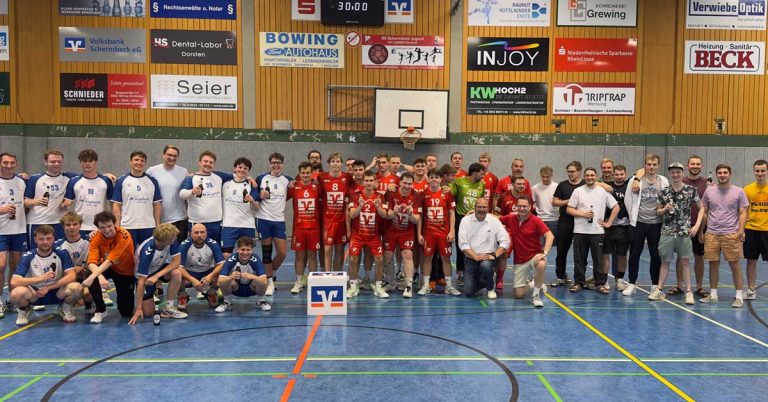 Mannschaft der Schermbecker Handballer beim Volksbank-Cup 2026 in der Sporthalle Erler Straße.