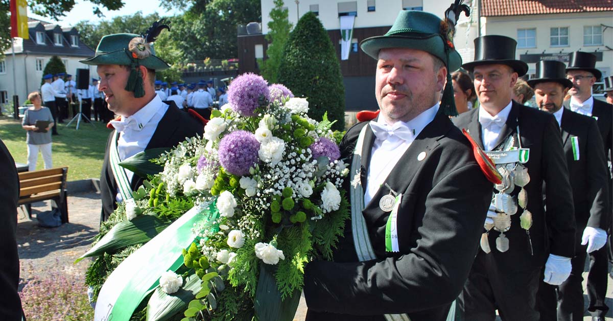 Totengedenken am Ehrenmal in Altschermbeck